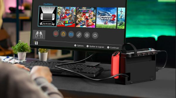 Picture of Switch 4-in-1 Game Card Reader w/ 4x Card Reader Slots