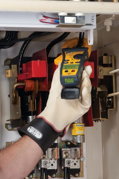Picture of 660A AC/DC TRMS TightSight Clamp Meter CAT IV 600V & CAT III 1000V Rating