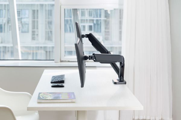 Picture of 17''-32'' Elegant Dual Counter Balance Monitor Mount Max Load up to 9Kgs Per Arm.