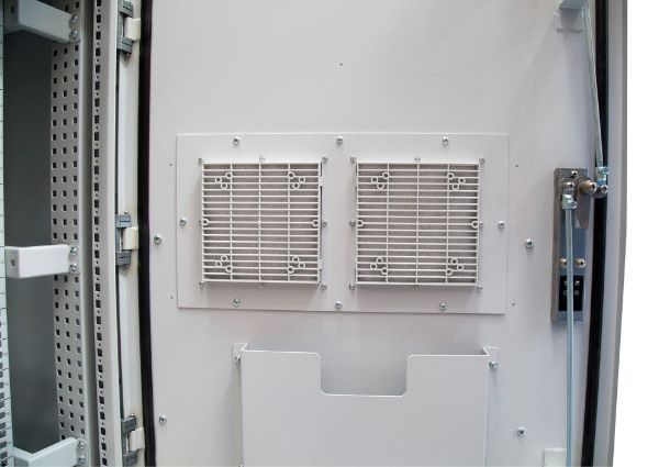 Picture of 18RU Outdoor FreeStanding Cabinet. (800x800x18U) IP45 Rated