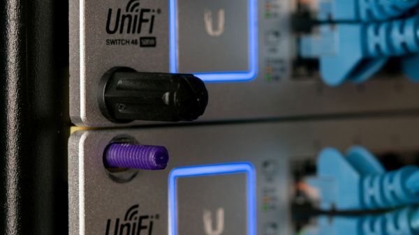 Picture of Series II 20-pack Purple Smart Rack Mounting System. Replacement for Cage Nuts