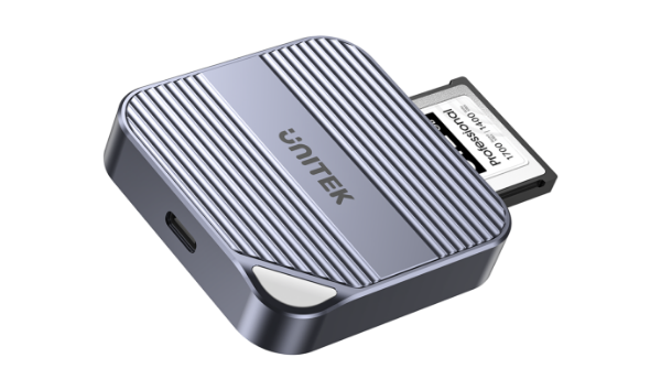 Picture of MagSafe Magnetic CF Express Reader for iPhone 16/15 USB-C 10Gbps USB3.2 GEN2