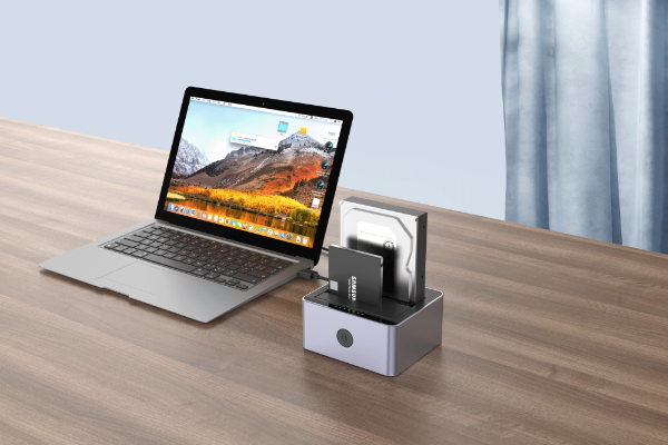 Picture of USB 3.1 GenII USB-C to SATA 6G Docking Station w/ offline function w/ 12V 2A