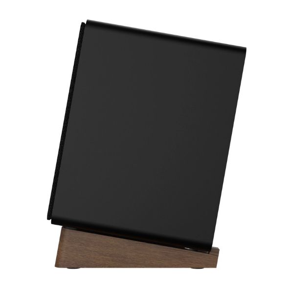 Picture of F100P Turntable with Black ONKYO GX30ARCB Powered Bookshe Speakers.