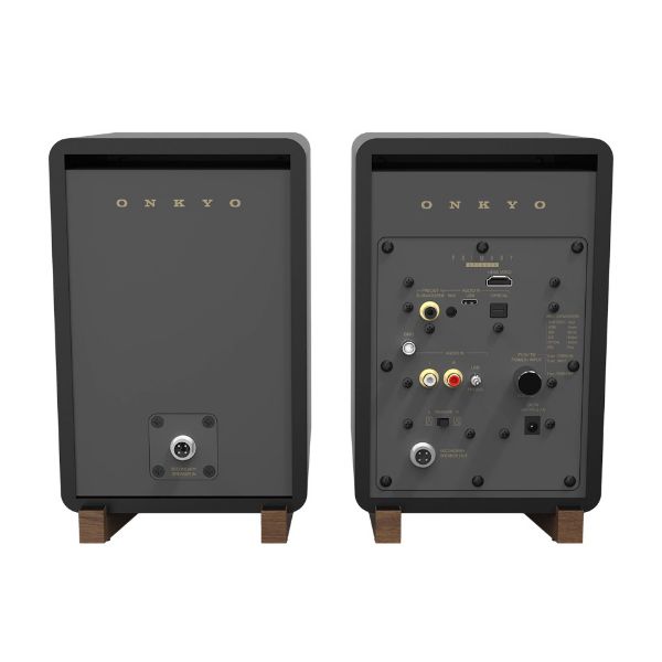 Picture of F100P Turntable with Black ONKYO GX30ARCB Powered Bookshe Speakers.