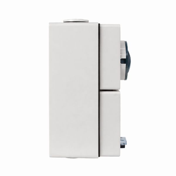 Picture of Switched Outlet 5 Pin 40A Round IP66 Stainless Steel cover fastening